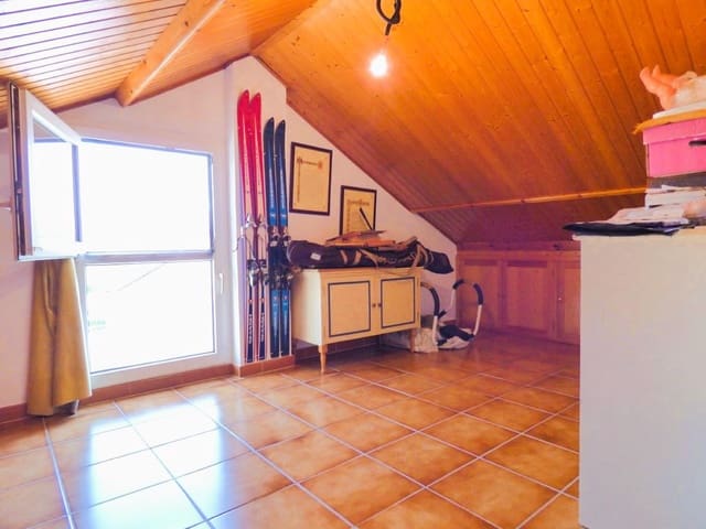 Casa de 6 habitaciones en Playa Levante, Benidorm en venta con piscina garaje - 460.000 € (Ref: 10065688)
