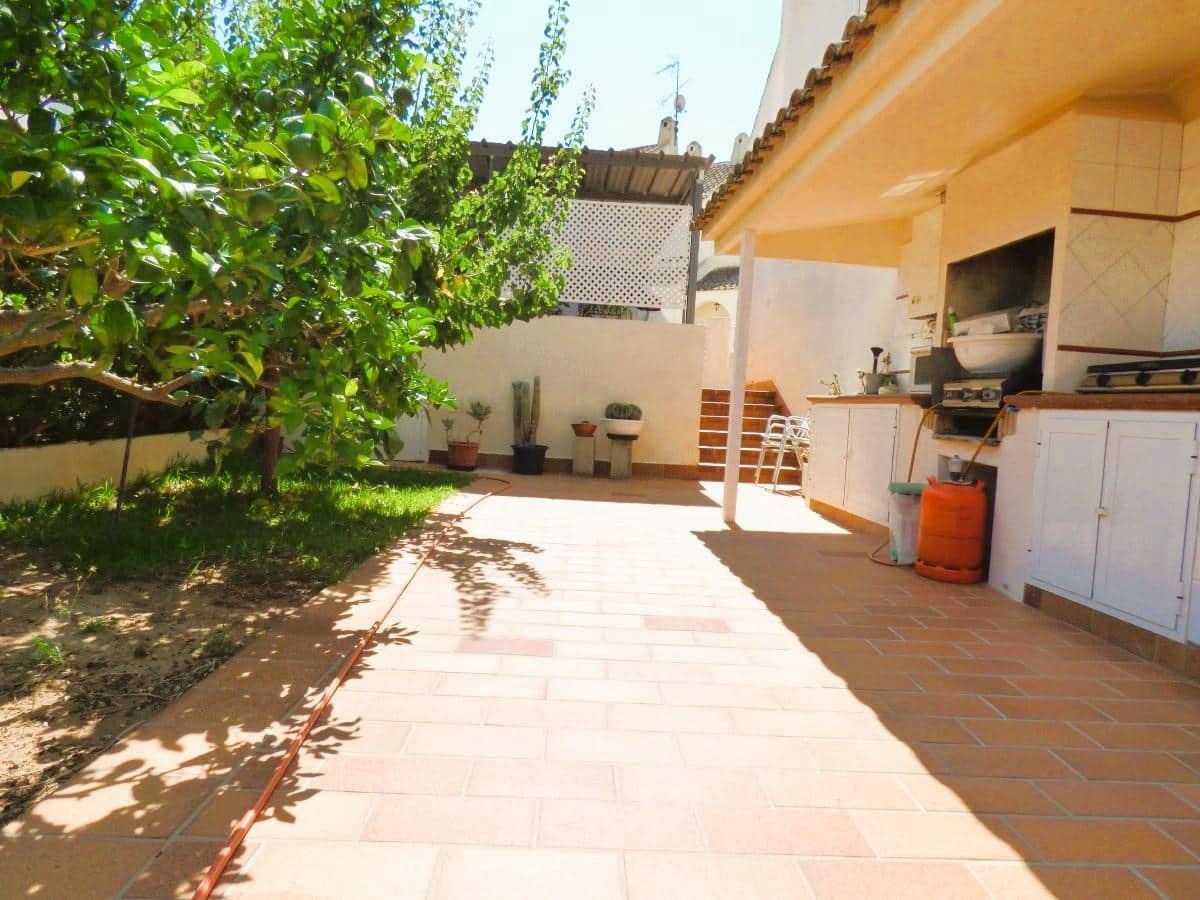 6 soveværelse Byhus til salg i Benidorm med swimmingpool garage - € 460.000 (Ref: 10065688)