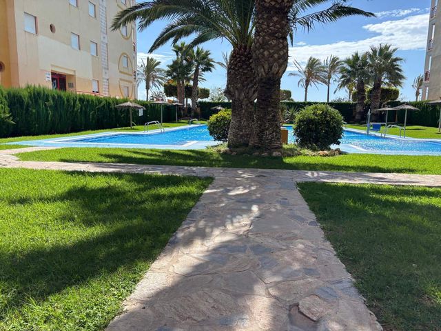 2 makuuhuone Huoneisto myytävänä paikassa Platja Vila Joiosa - Platja de Torres, La Villajoyosa / Vila Joiosa mukana uima-altaan 
autotalli - 233 000 € (Ref: 10098885)