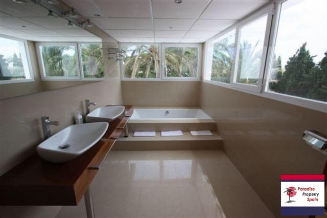 6 soverom Villa til salgs i Cap Martí - El Tossalet - Pinomar, Javea / Xàbia med svømmebasseng garasje - € 2 100 000 (Ref: 5389824)