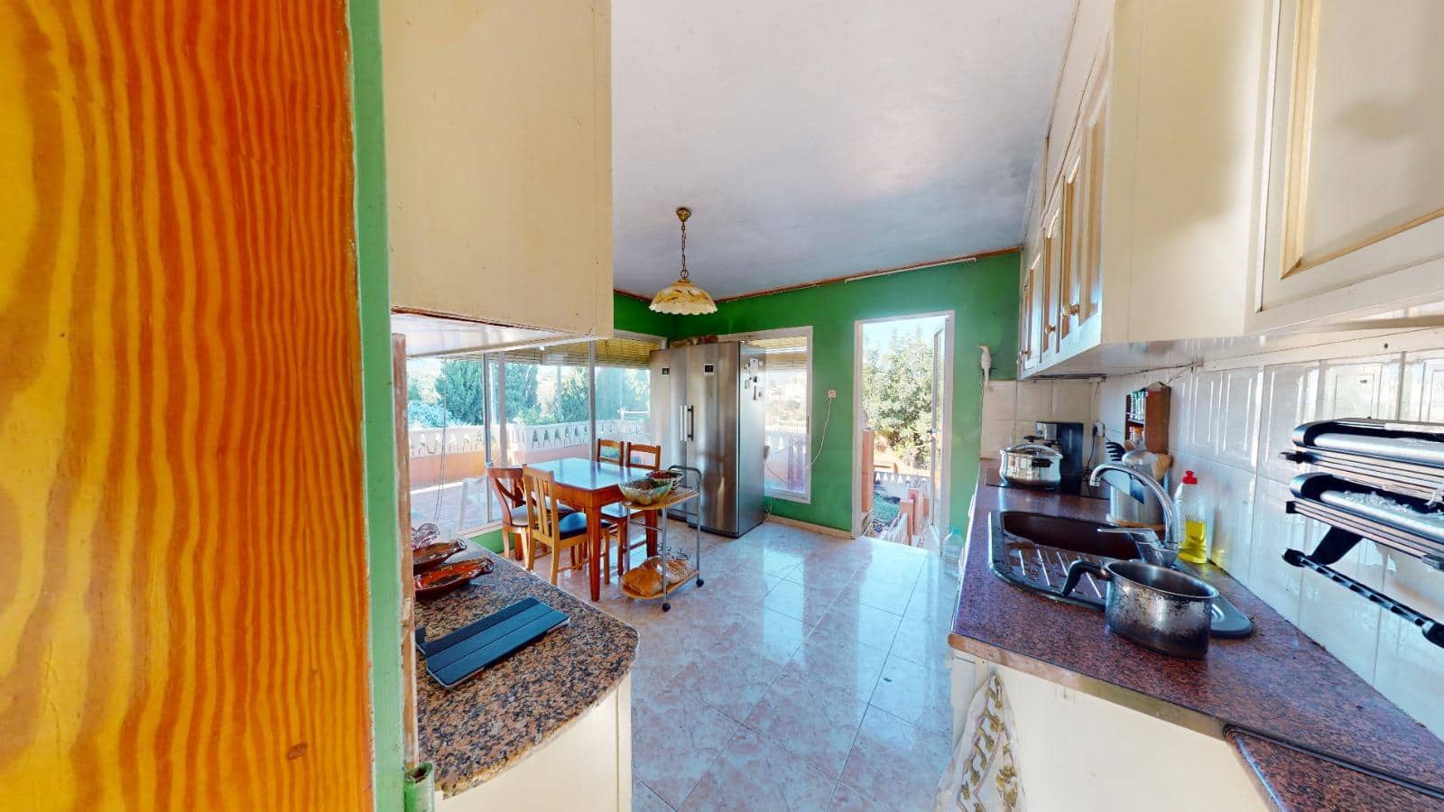 3 sypialnia Willa na sprzedaż w Alfaz del Pi / L'Alfas del Pi z basenem garażem - 450 000 € (Ref: 8405809)