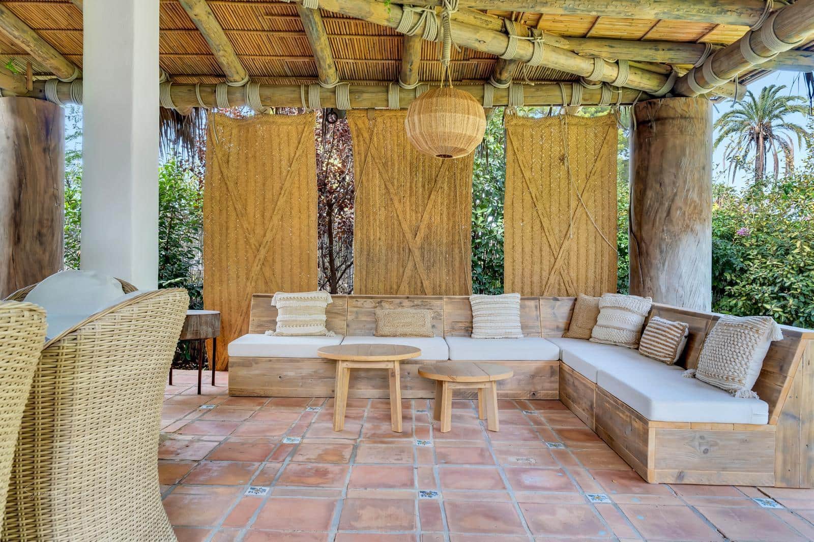 4 quarto Moradia para venda em Denia com piscina - 1 899 000 € (Ref: 8861710)