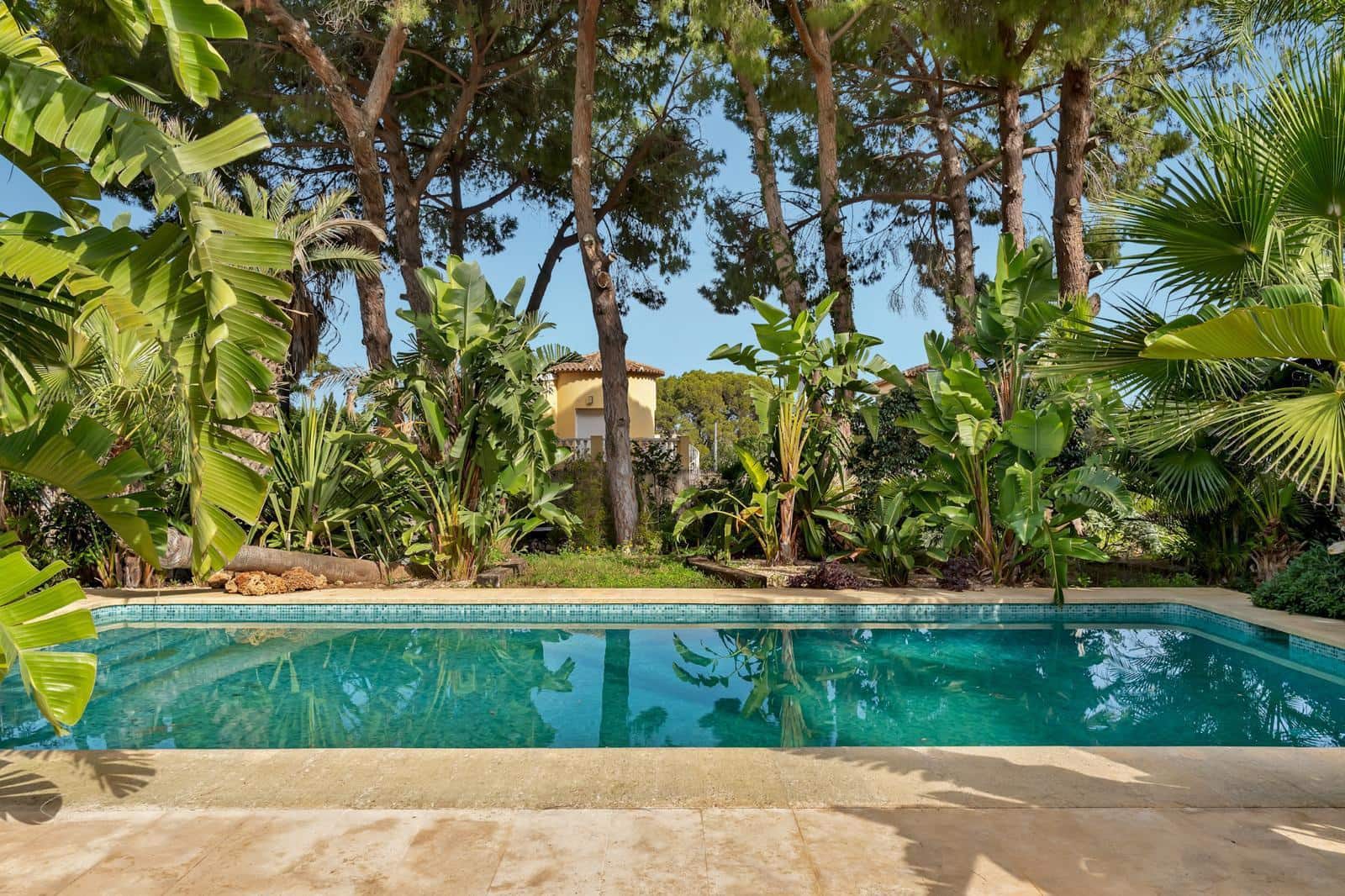 4 quarto Moradia para venda em Denia com piscina - 1 899 000 € (Ref: 8861710)