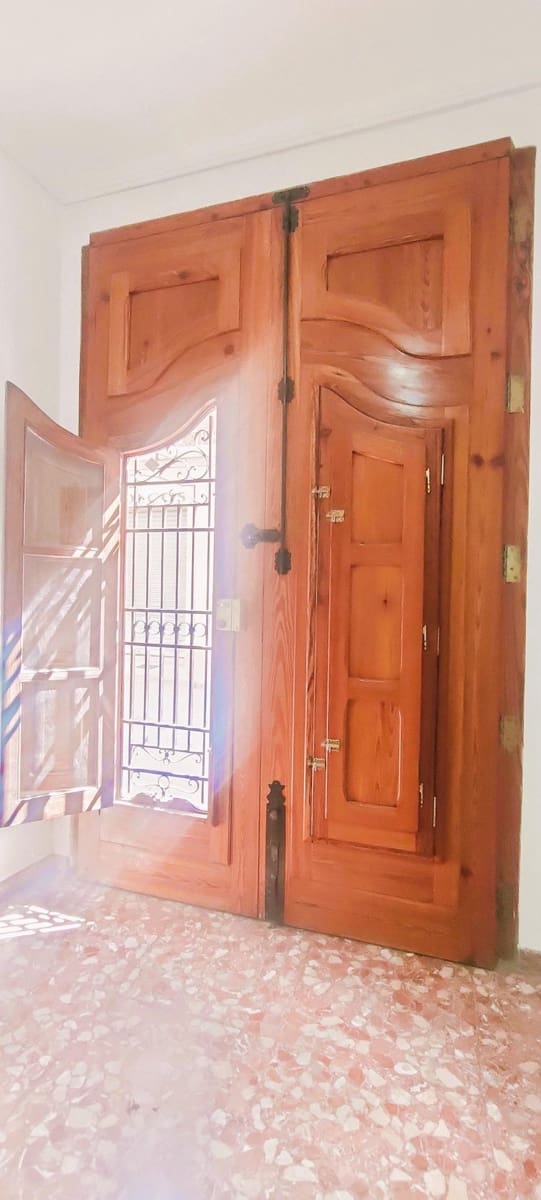 4 soverom Hus til salgs i Montserrat - € 230 000 (Ref: 8904577)