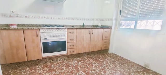 4 bedroom Townhouse for sale in Montserrat - € 230,000 (Ref: 8904577)