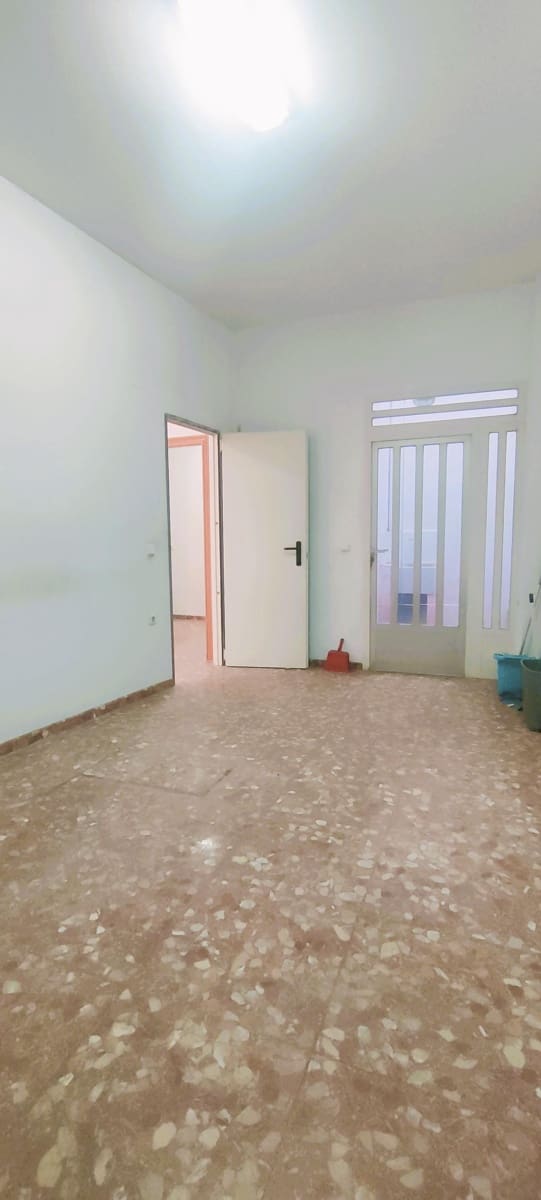 4 soverom Hus til salgs i Montserrat - € 230 000 (Ref: 8904577)