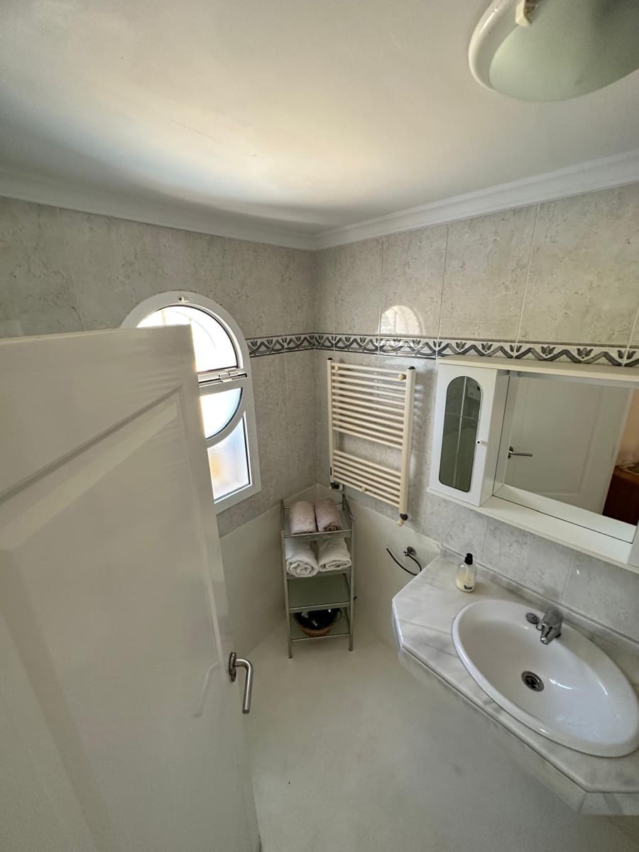 3 soverom Villa til salgs i La Villajoyosa / Vila Joiosa med svømmebasseng garasje - € 595 000 (Ref: 9039783)