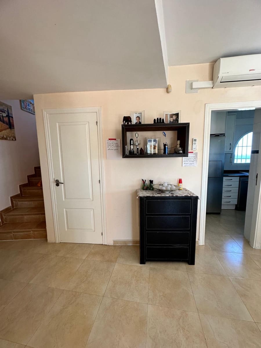 3 soverom Villa til salgs i La Villajoyosa / Vila Joiosa med svømmebasseng garasje - € 595 000 (Ref: 9039783)