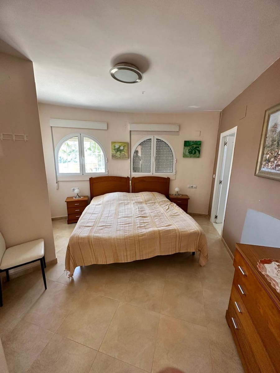 3 soverom Villa til salgs i La Villajoyosa / Vila Joiosa med svømmebasseng garasje - € 595 000 (Ref: 9039783)