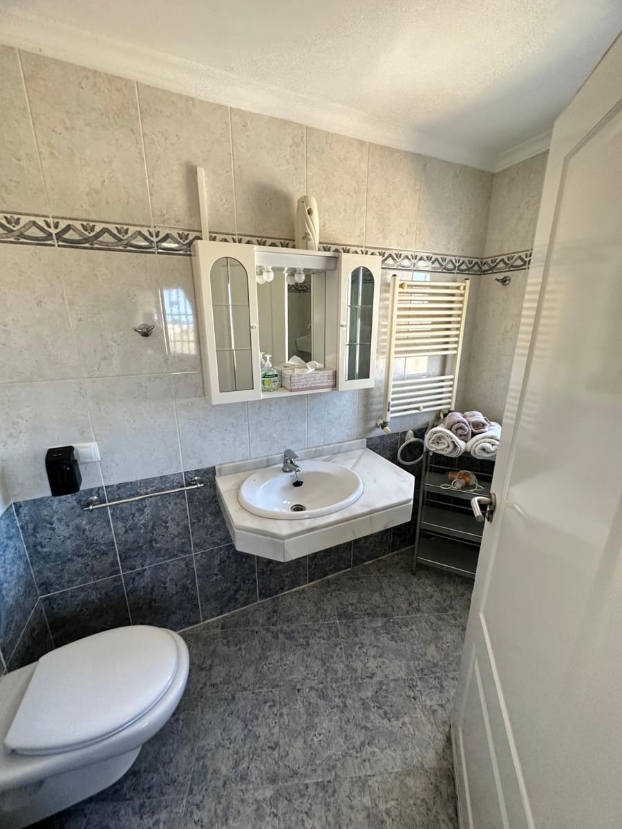 3 soverom Villa til salgs i La Villajoyosa / Vila Joiosa med svømmebasseng garasje - € 595 000 (Ref: 9039783)