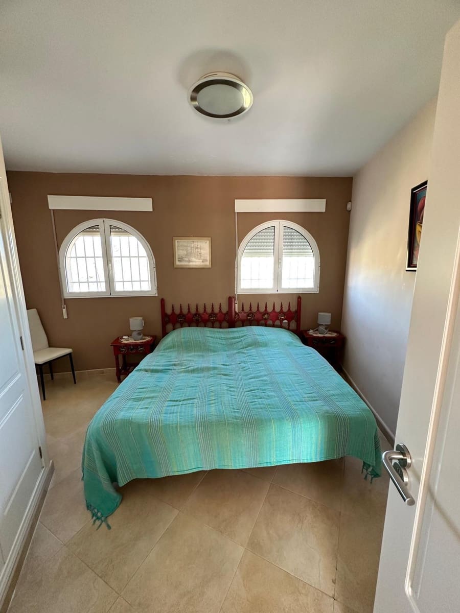 3 soverom Villa til salgs i La Villajoyosa / Vila Joiosa med svømmebasseng garasje - € 595 000 (Ref: 9039783)