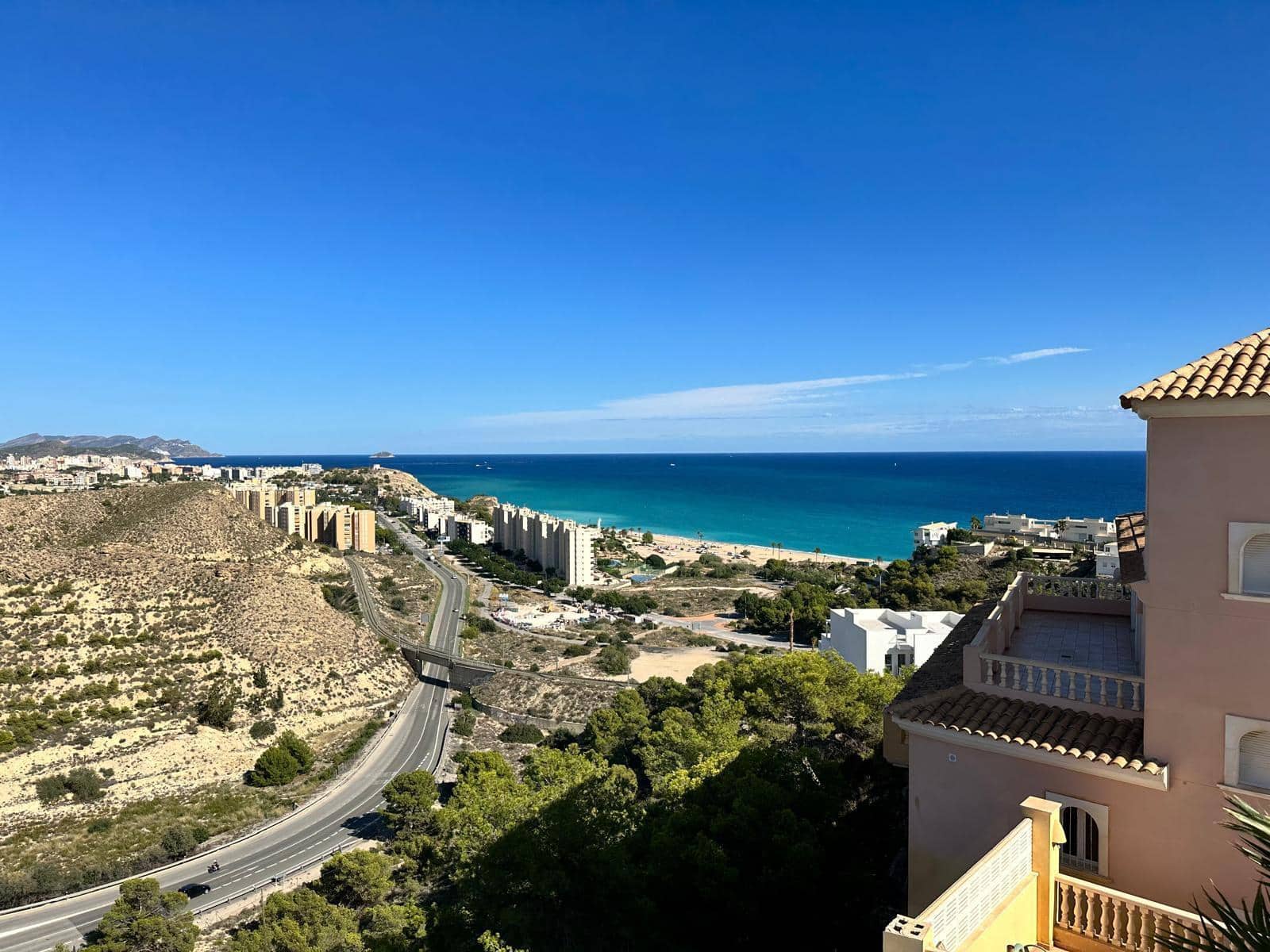 3 soverom Villa til salgs i La Villajoyosa / Vila Joiosa med svømmebasseng garasje - € 595 000 (Ref: 9039783)