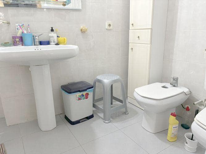 3 bedroom Apartment for rent in Alfaz del Pi / L'Alfas del Pi - € 1,200 (Ref: 9068472)