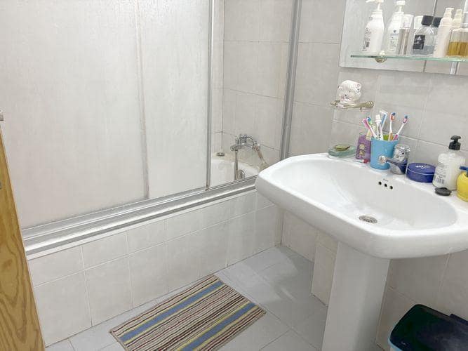 3 bedroom Apartment for rent in Alfaz del Pi / L'Alfas del Pi - € 1,200 (Ref: 9068472)