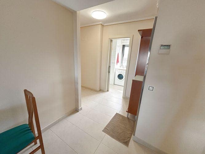 2 soverom Leilighet til salgs i Benidorm med svømmebasseng garasje - € 349 000 (Ref: 9077723)