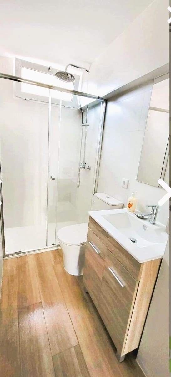 2 soverom Leilighet til salgs i Benidorm med garasje - € 180 000 (Ref: 9142258)