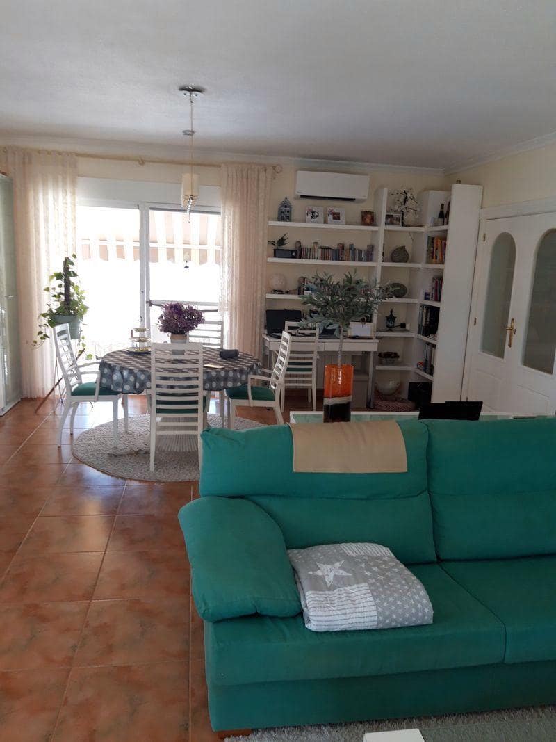 3 soverom Villa til salgs i Alfaz del Pi / L'Alfas del Pi med svømmebasseng garasje - € 775 000 (Ref: 9142259)