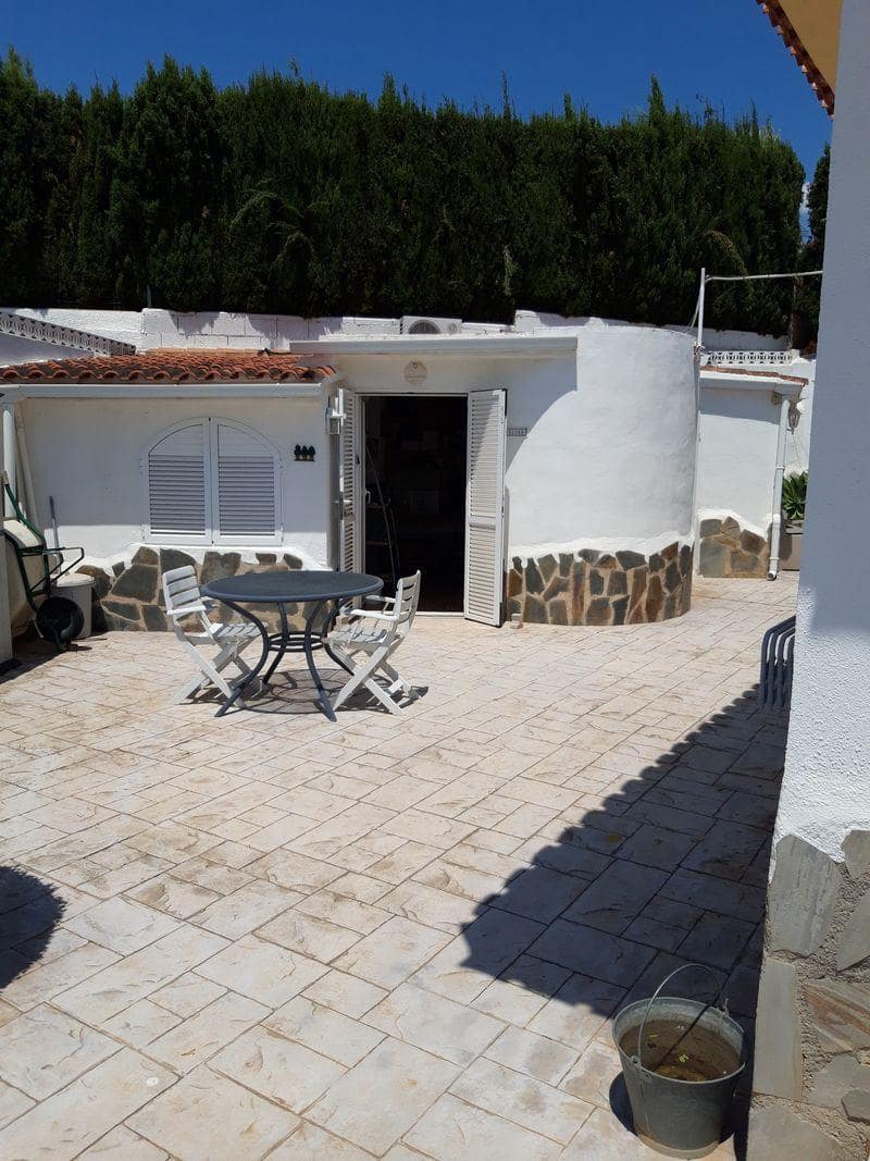 3 soverom Villa til salgs i Alfaz del Pi / L'Alfas del Pi med svømmebasseng garasje - € 775 000 (Ref: 9142259)