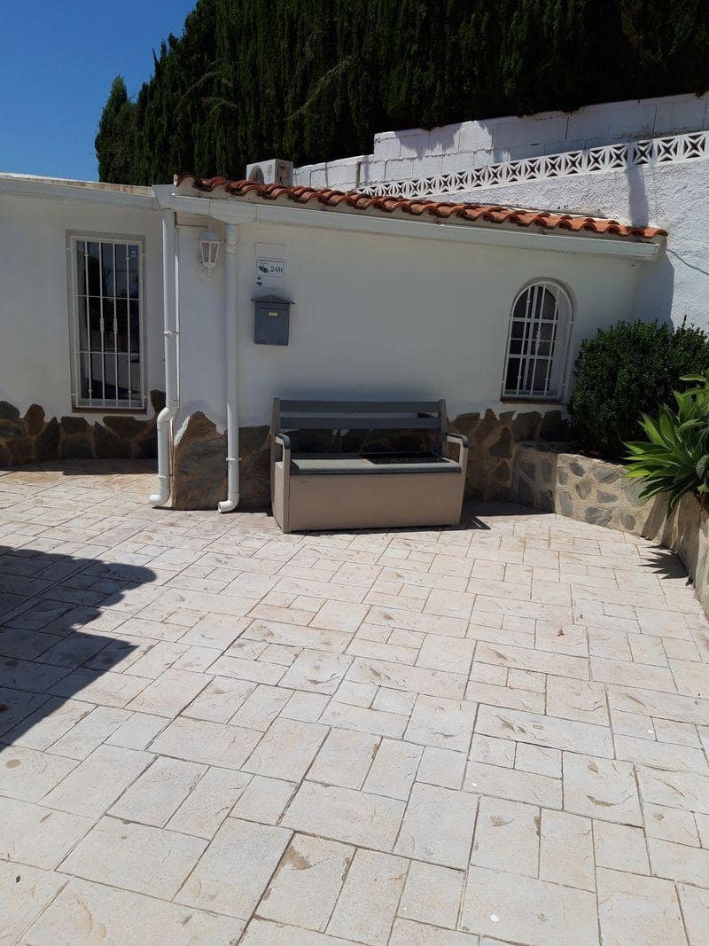 3 soverom Villa til salgs i Alfaz del Pi / L'Alfas del Pi med svømmebasseng garasje - € 775 000 (Ref: 9142259)