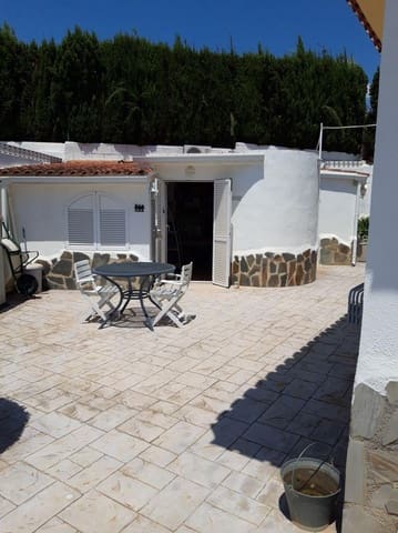 Chalet de 3 habitaciones en Pueblo - Urbanizaciones, Alfaz del Pi / L'Alfàs del Pi en venta con piscina garaje - 775.000 € (Ref: 9142259)