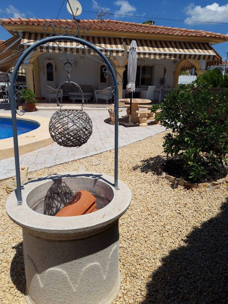 3 soverom Villa til salgs i Alfaz del Pi / L'Alfas del Pi med svømmebasseng garasje - € 775 000 (Ref: 9142259)