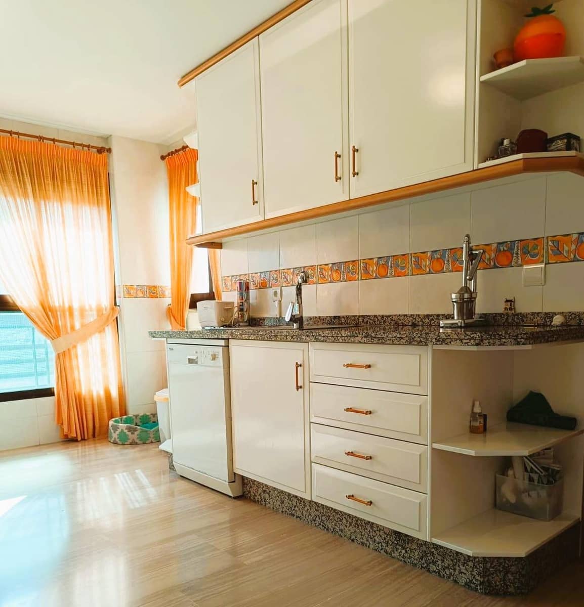 3 sypialnia Apartament na sprzedaż w Benidorm - 995 000 € (Ref: 9235176)