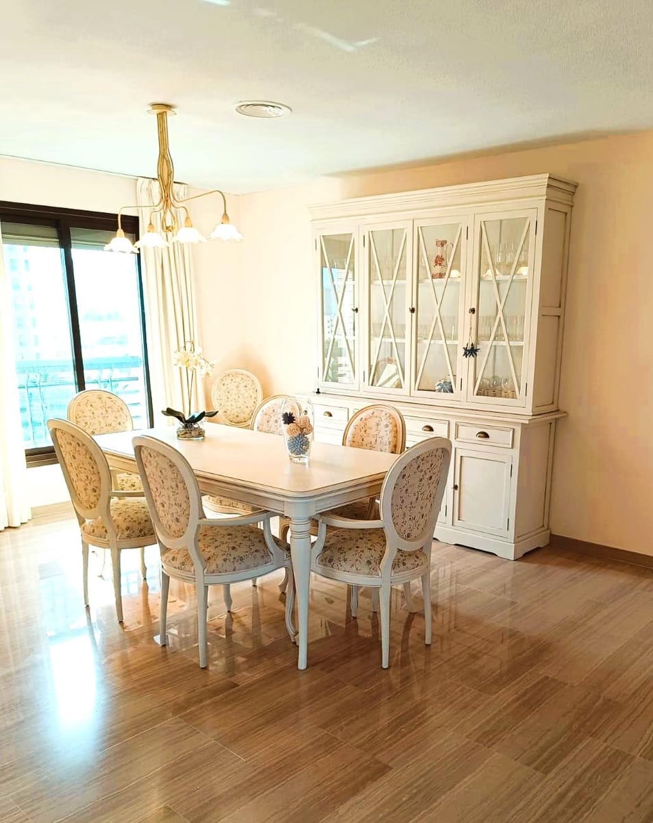 3 sypialnia Apartament na sprzedaż w Benidorm - 995 000 € (Ref: 9235176)