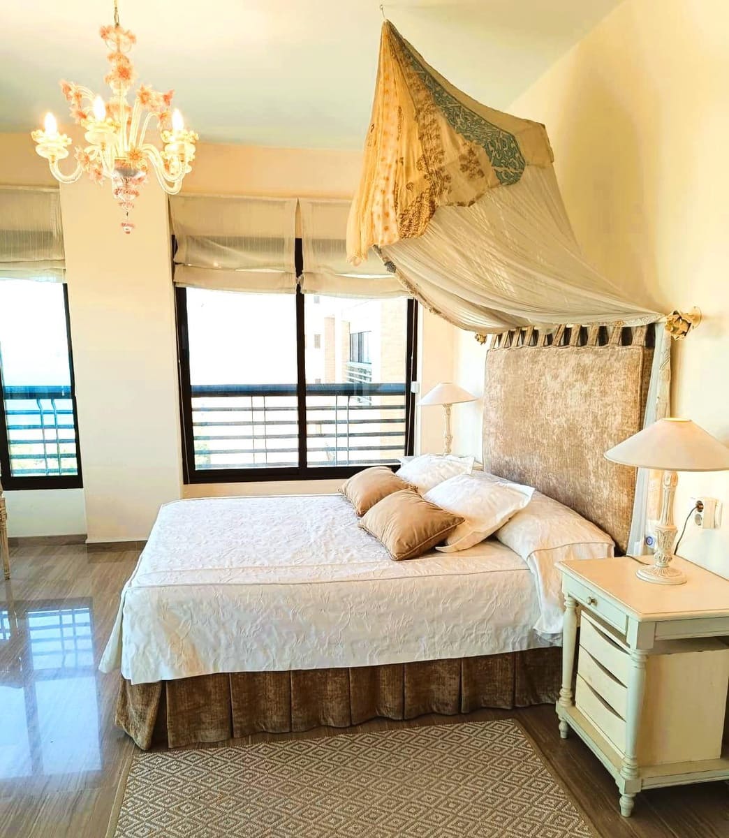 3 sypialnia Apartament na sprzedaż w Benidorm - 995 000 € (Ref: 9235176)