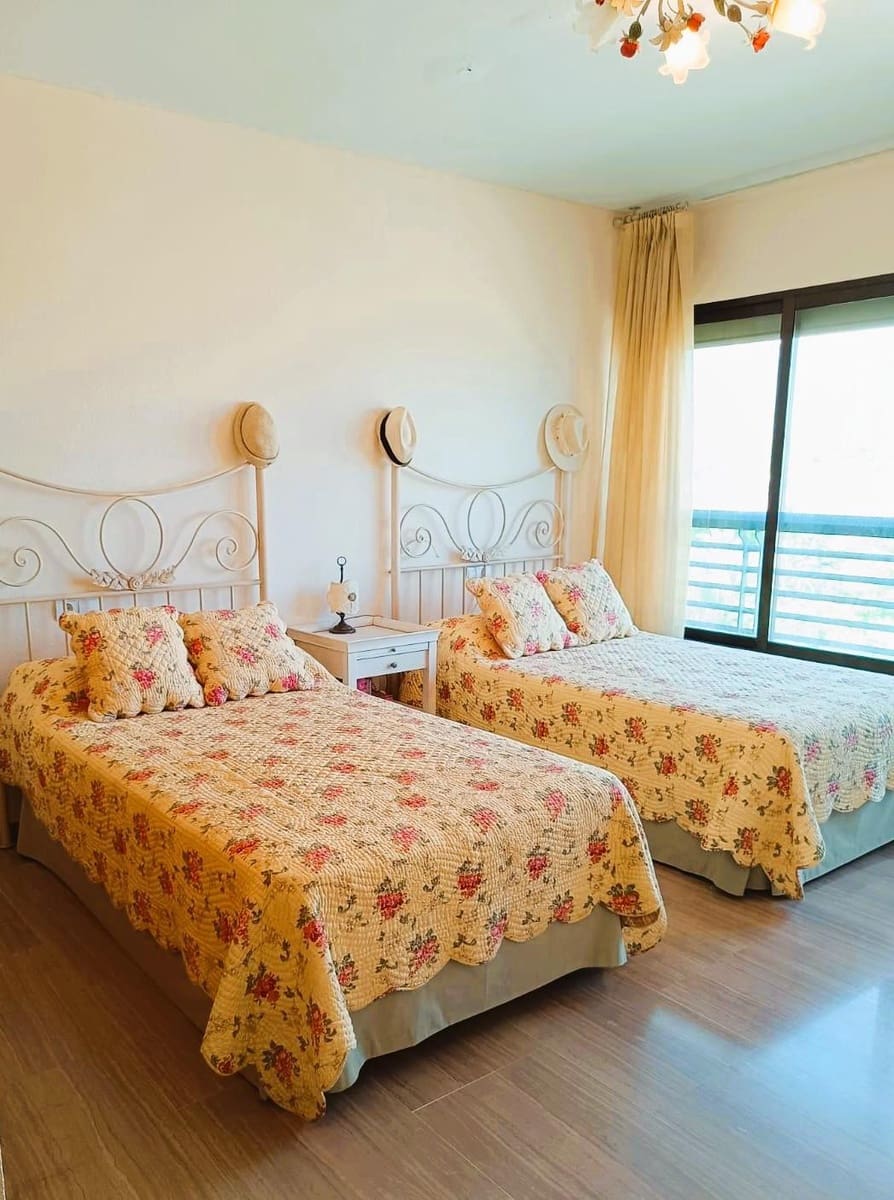 3 sypialnia Apartament na sprzedaż w Benidorm - 995 000 € (Ref: 9235176)