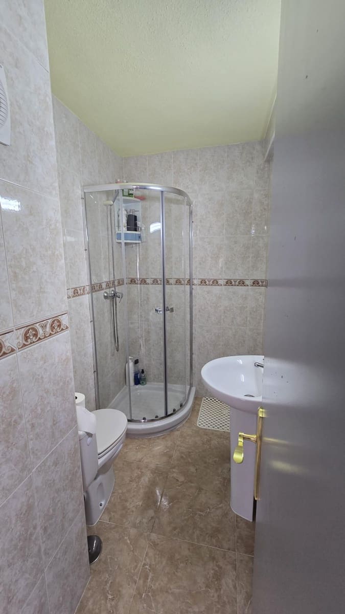 2 bedroom Penthouse for sale in La Villajoyosa / Vila Joiosa - € 134,000 (Ref: 9697883)