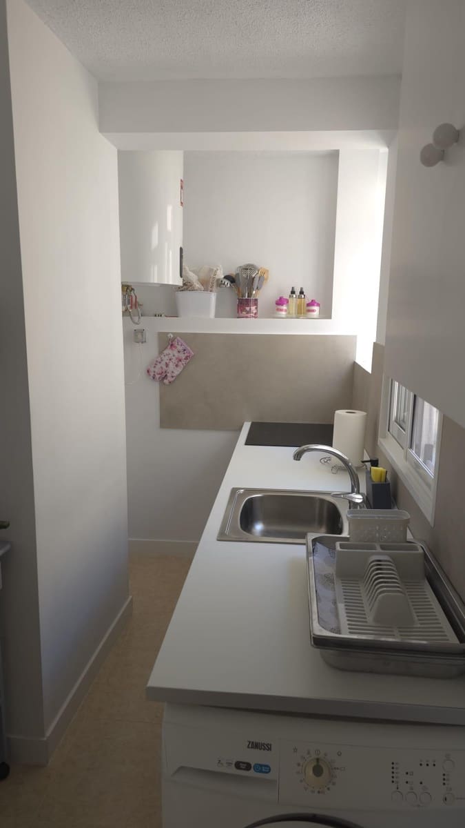 2 bedroom Penthouse for sale in La Villajoyosa / Vila Joiosa - € 134,000 (Ref: 9697883)