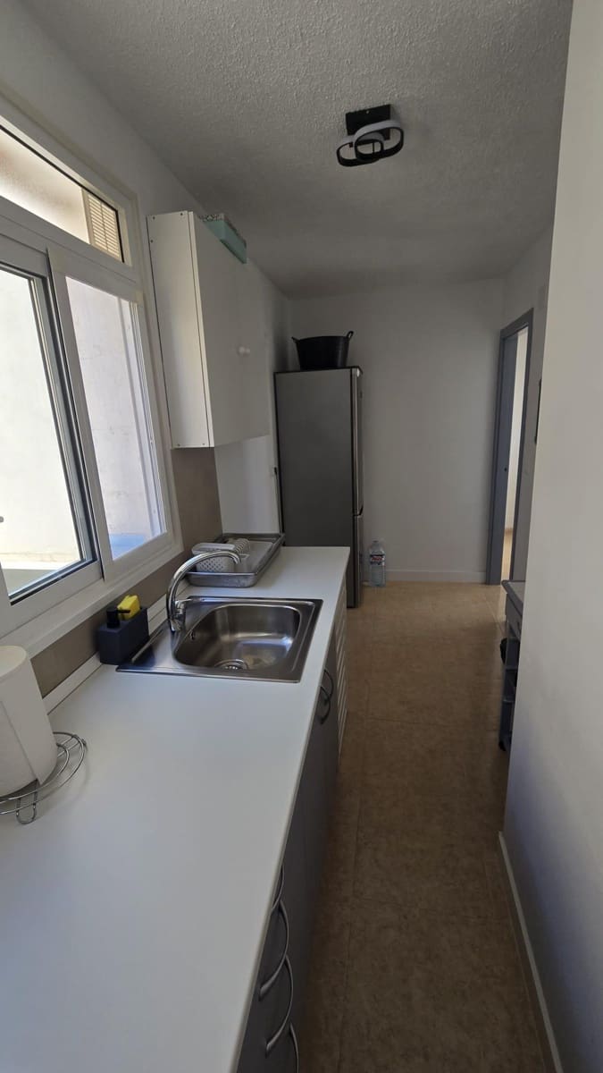 2 bedroom Penthouse for sale in La Villajoyosa / Vila Joiosa - € 134,000 (Ref: 9697883)