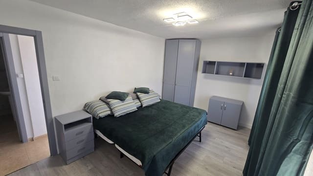 Ático de 2 habitaciones en Centro Urbano, La Villajoyosa / Vila Joiosa en venta - 134.000 € (Ref: 9697883)