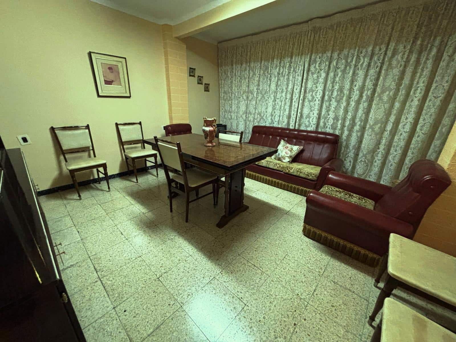 4 bedroom Apartment for sale in Cocentaina - € 115,000 (Ref: 9771897)