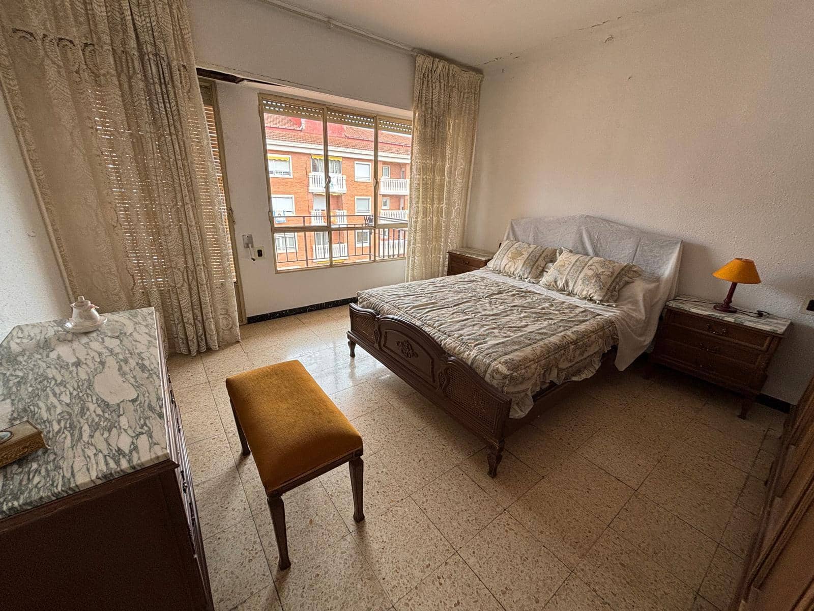 4 bedroom Apartment for sale in Cocentaina - € 115,000 (Ref: 9771897)