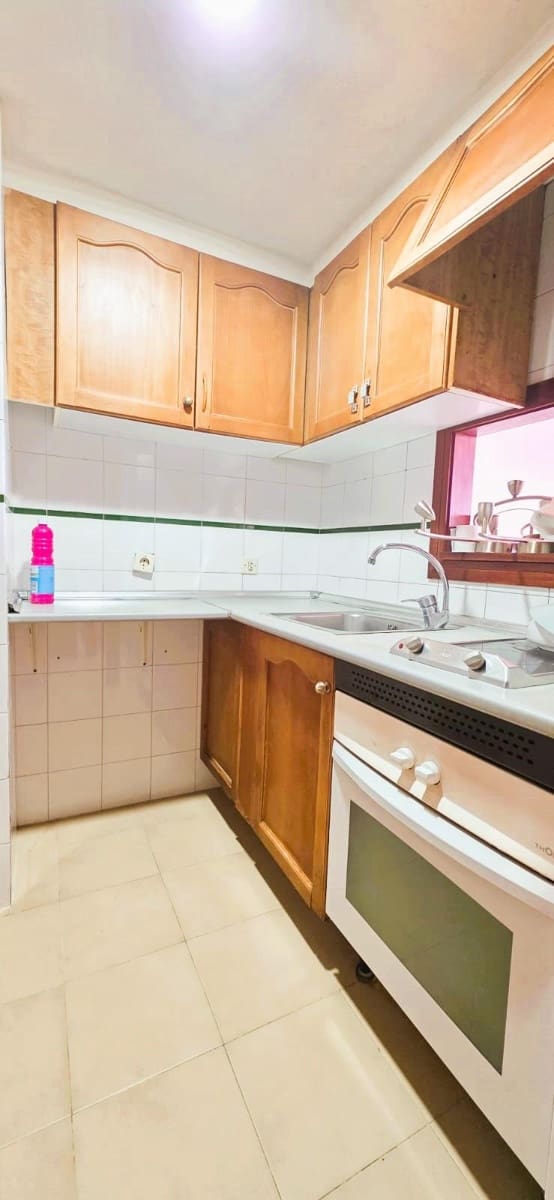 1 sypialnia Apartament na sprzedaż w Benidorm z basenem garażem - 169 900 € (Ref: 9789465)