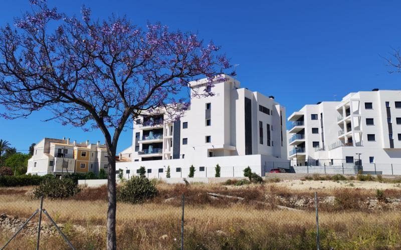 Apartamento de 3 habitaciones en La Villajoyosa / Vila Joiosa en venta con piscina garaje - 550.000 € (Ref: 9883765)