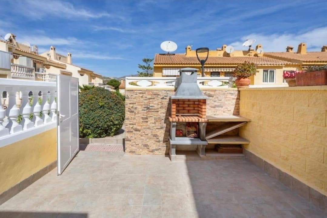 3 bedroom Townhouse for rent in Cala d'Or with pool - € 1,500 (Ref: 9974238)
