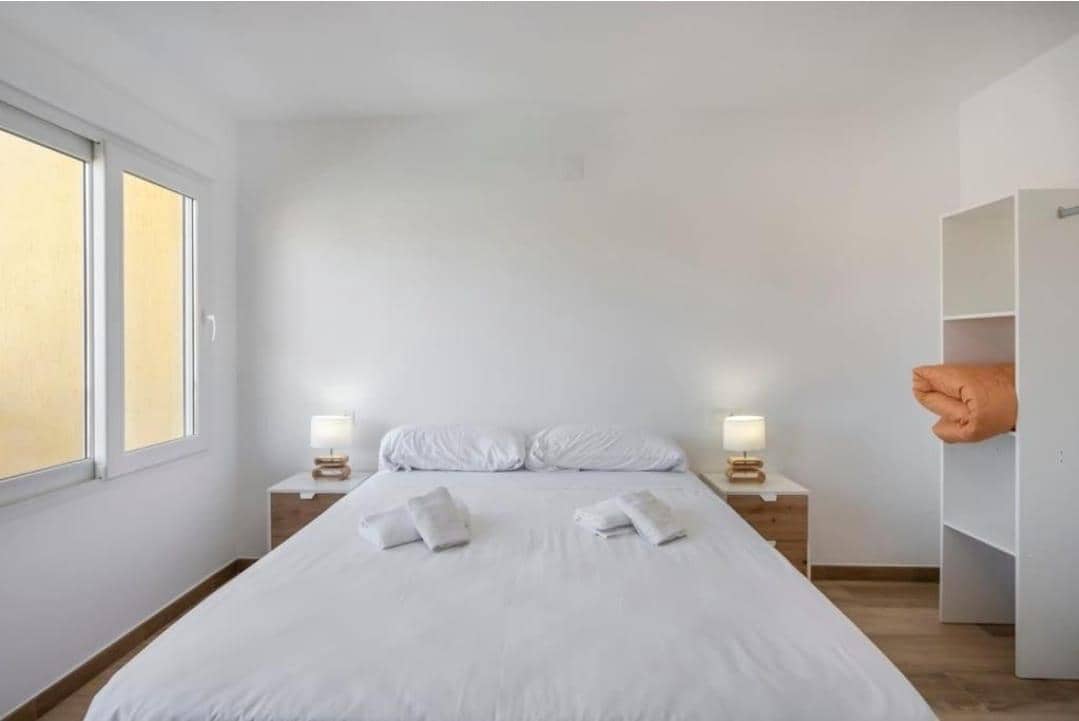 3 bedroom Townhouse for rent in Cala d'Or with pool - € 1,500 (Ref: 9974238)