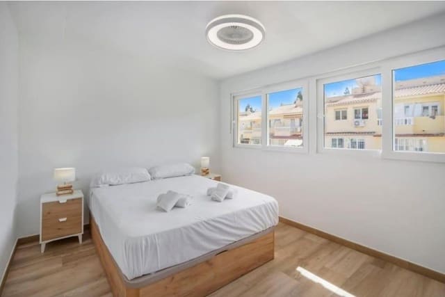 3 soverom Hus til leie i Cala d'Or, El Campello med svømmebasseng - € 1 500 (Ref: 9974238)