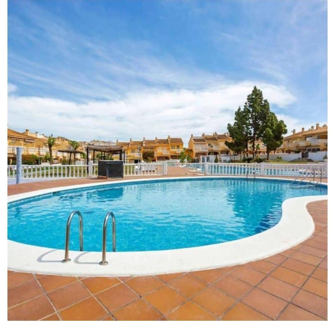3 bedroom Townhouse for rent in Cala d'Or with pool - € 1,500 (Ref: 9974238)