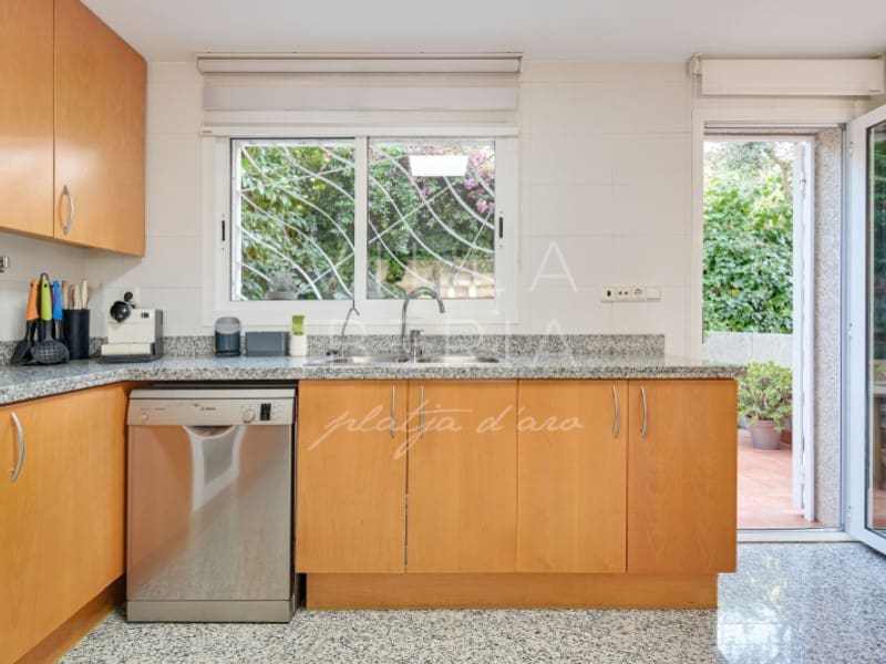 3 bedroom Townhouse for sale in Sant Feliu de Guixols with pool garage - € 630,000 (Ref: 10017511)