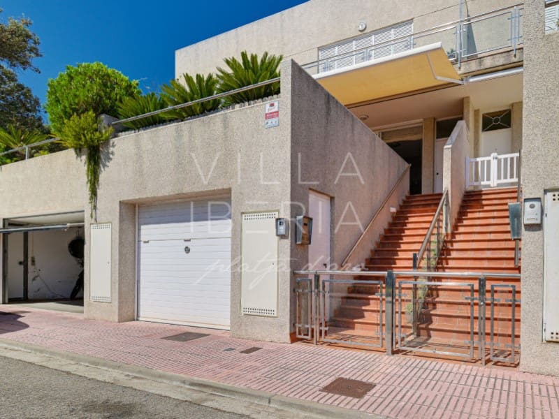 3 bedroom Townhouse for sale in Sant Feliu de Guixols with pool garage - € 630,000 (Ref: 10017511)