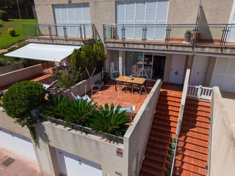 3 makuuhuone Omakotitalo myytävänä paikassa Sant Feliu de Guixols mukana uima-altaan 
autotalli - 630 000 € (Ref: 10017511)