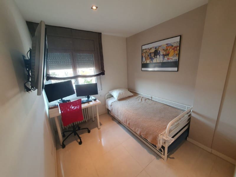 4 bedroom Penthouse for rent in Sant Feliu de Guixols with garage - € 1,995 (Ref: 10025600)