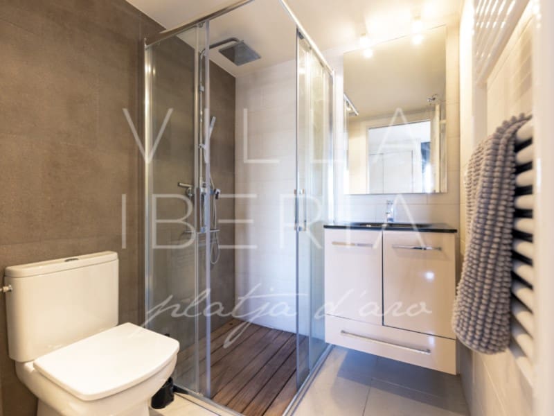 4 bedroom Penthouse for rent in Sant Feliu de Guixols with garage - € 1,995 (Ref: 10025600)