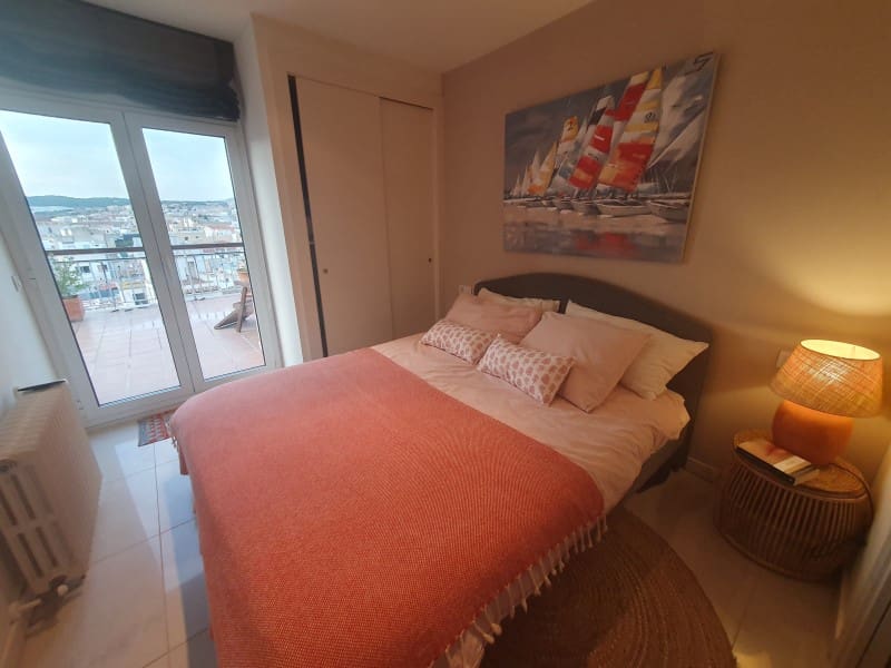 4 bedroom Penthouse for rent in Sant Feliu de Guixols with garage - € 1,995 (Ref: 10025600)