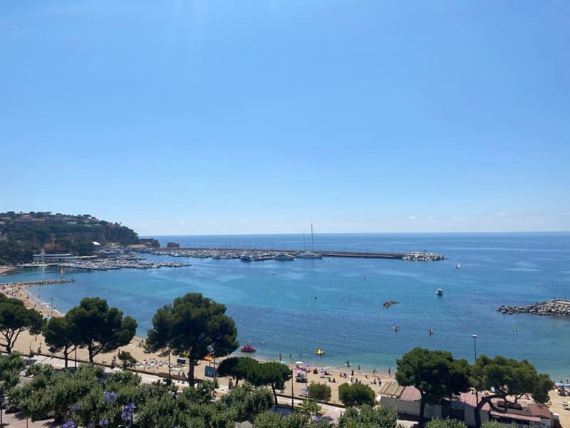 4 bedroom Penthouse for rent in Sant Feliu de Guixols with garage - € 1,995 (Ref: 10025600)