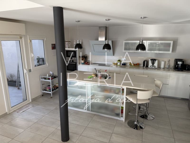 4 bedroom Villa for sale in Calonge i Sant Antoni with pool garage - € 795,000 (Ref: 10035330)