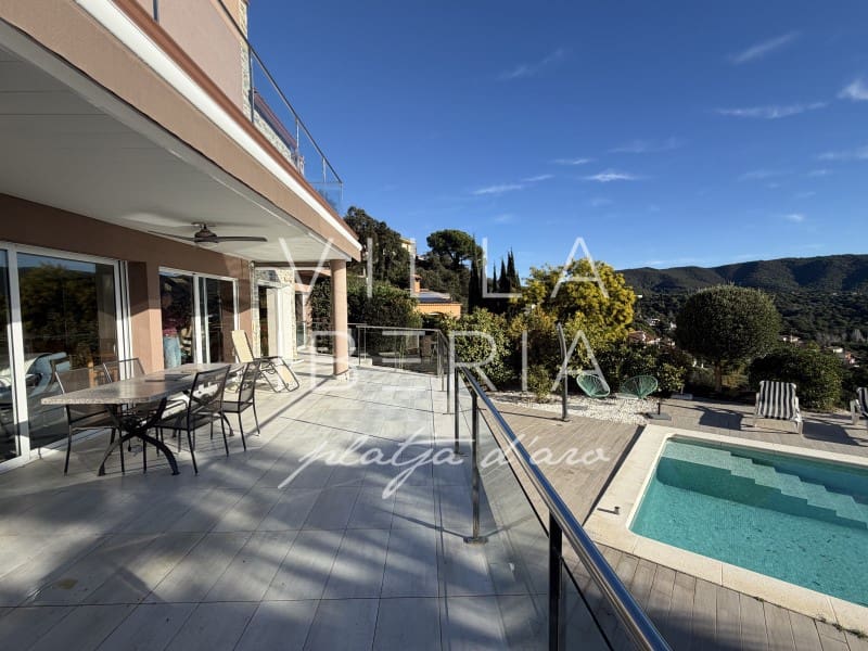 4 bedroom Villa for sale in Calonge i Sant Antoni with pool garage - € 795,000 (Ref: 10035330)